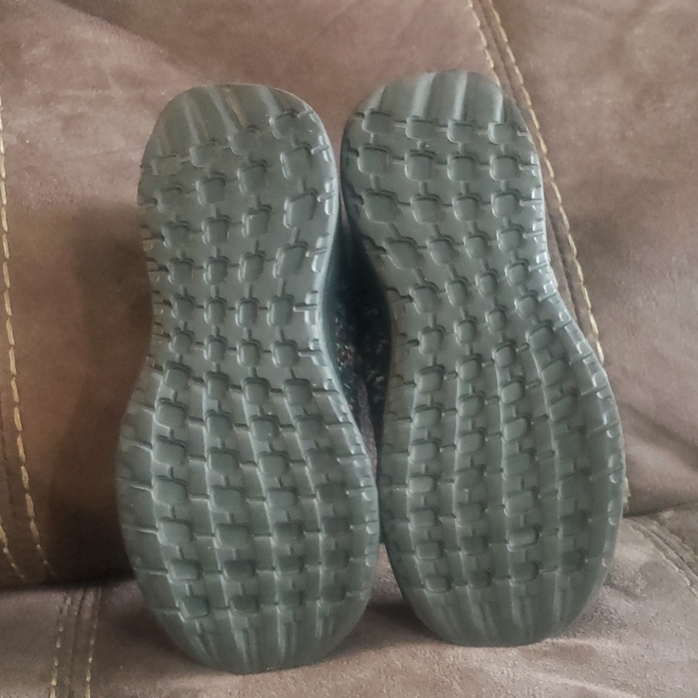 Adidas - Picture 4 of 5